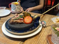 -秘密旅行Bonjour(黑金冠 江南西店)