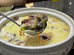 甲鱼生蚝土鸡煲-金龙·打边炉(武进路店)