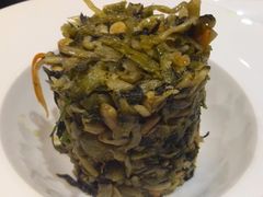 梅菜花生-品味居·首店·大连鲜活海鲜大连菜(东港店)