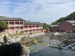 -石峰岩寺