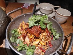 -吃饭皇帝大土家民族菜(荟聚店)