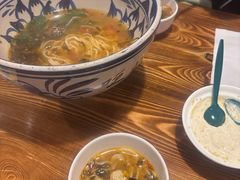 -蜗牛小馆醉乡民谣云南菜(惠新西里店)