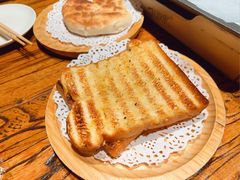 烤面包-有奴思烤肉·清真(正宁路店)
