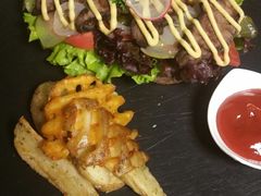 -HIGH FIVE哈福手工汉堡(桂林路店)