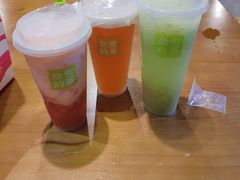 霸气草莓-奈雪的茶(漫广场店)