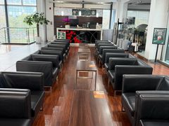 -杭州中升之星奔驰4S店(滨江店)