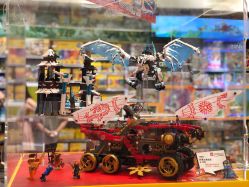 -乐高品牌旗舰店(人民广场店)