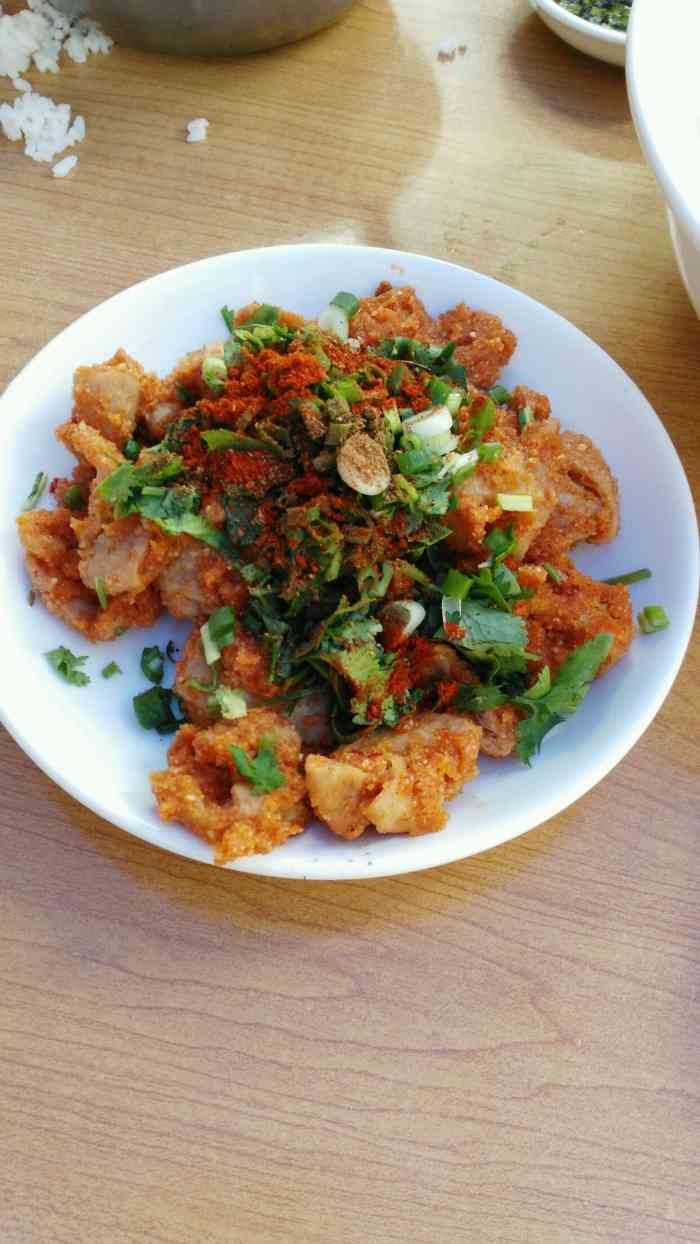 安谷蹄花(草高店)-"出差路过乐山,朋友介绍来吃的,蹄花入口即.