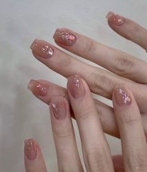 -斯馨·健康美甲美睫