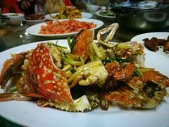 -岛中岛·海鲜大排档·万宁老字号(东澳店)