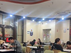 -李先生牛肉面大王(北京站售票厅餐厅)