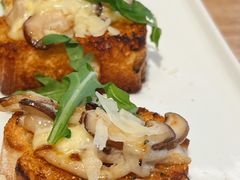 超值奶香芝士菌菇TAPAS-必胜客(国展店)