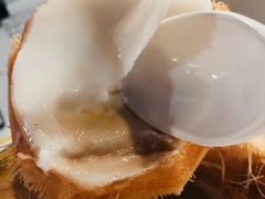 -东海岸人工湖美食村