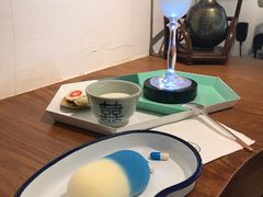 药丸蛋糕-茶是一枝花泡茶店