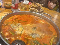 -亮欢寨酸汤鱼(沙冲路店)