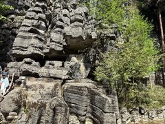-梭布垭石林景区