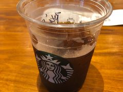 -星巴克(重庆火车北站北广场II店)