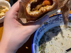 香辣小龙虾五丁黄金麻饼-无锡苏宁银河国际酒店-麺餐厅