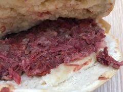 腊牛肉夹馍-杨天玉腊牛羊肉店