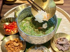 -良米山·云南野生菌过桥米线(上海首店)