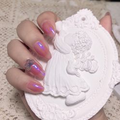 -赫本轻奢美颜中心