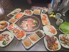 -梨花自助烤肉(西三旗万象汇黑金店)