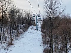 -亚布力新体委滑雪场