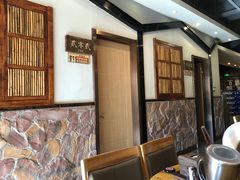 -合易泓烤肉•首创生椰大油边(宁山路店)