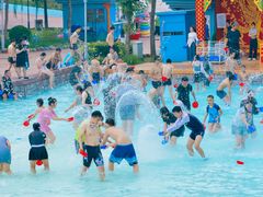 -欢乐水魔方水世界