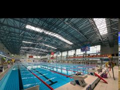 -奥冠体育华师附中恒温游泳馆