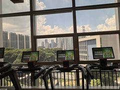 -乐刻运动健身(大学城益田假日里店)