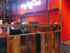 -先启半步颠小酒馆(白麓里店)