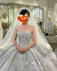 -艾米丽婚纱礼服