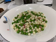 豌豆炒鸡头米-上海老饭店(北京分店)