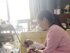 -爱贝尔高端月嫂(母婴护理)