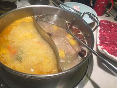 -左庭右院鲜牛肉火锅(浦江欢乐颂店)