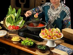 -包整·丝娃娃(一览甲秀楼风景店)