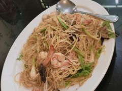 -光海鲜鱼翅餐厅(叻差拉披色路店)