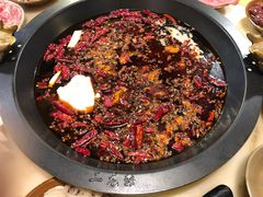 -黄潇洒老火锅(九眼桥宏济巷店)