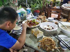 -四川小胡子海鲜(丁村万人海鲜广场店)