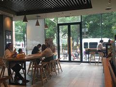 大堂-星巴克(武汉协和医院店)