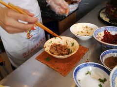 -曾笼笼牛肉饼