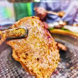 [礼花]围成圈😄吃的烤肉，种类够多，味道更香🍖