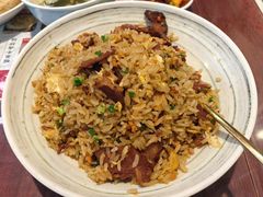 招牌烤肉炒饭-扬二春炒饭(国庆路总店)