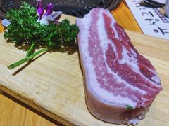 -唯成•韩国炭火烤肉 유성고기