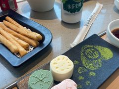 -海底捞火锅(金地广场生日主题店)