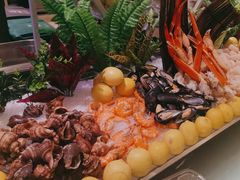 -广州万富希尔顿酒店·感趣自助餐厅·金秋蟹宴生蚝海鲜刺身烧烤
