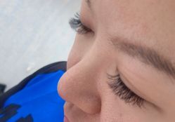 -赢韵美甲美睫瑞士净斑中心