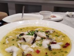招牌酸菜鱼-聚丰园•湖鲜餐厅(阿红私房菜梅石路店)