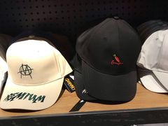 -名创优品(广东东莞东城万达2店)